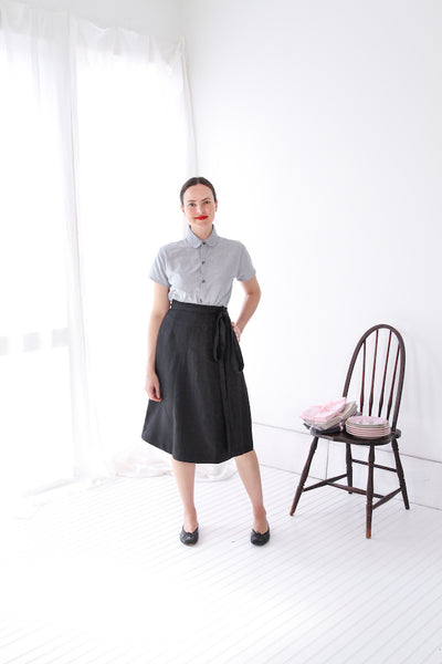 EVERYDAY BEAUTIFUL A-LINE APRON WRAP SKIRT IN BLACK