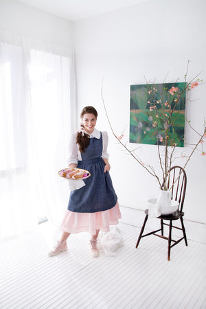 PINAFORE APRON IN INDIGO CHAMBRAY AND NAVY GINGHAM LIBBIE SUMMERS PINAFORE APRON IN INDIGO CHAMBRAY AND NAVY GINGHAM LIBBIE SUMMERS