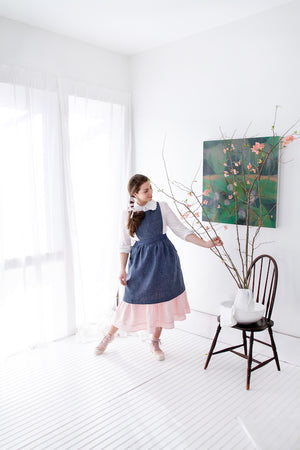 PINAFORE APRON IN INDIGO CHAMBRAY AND NAVY GINGHAM LIBBIE SUMMERS PINAFORE APRON IN INDIGO CHAMBRAY AND NAVY GINGHAM LIBBIE SUMMERS