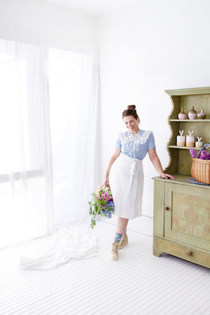 EVERYDAY BEAUTIFUL A-LINE APRON WRAP SKIRT IN WHITE LINEN